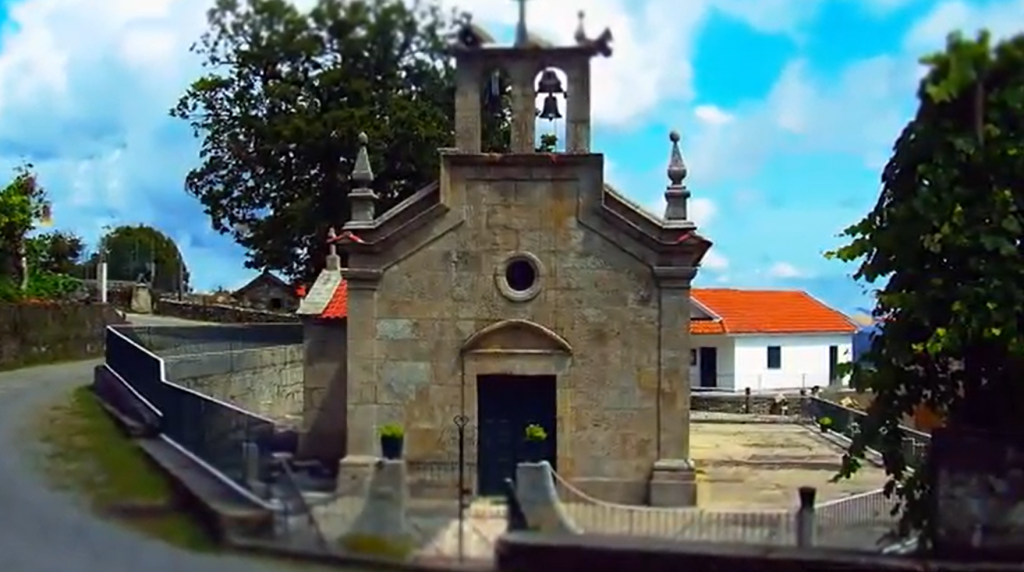 Igreja Paroquial S&atilde;o Louren&ccedil;o de Vilar de Cunhas